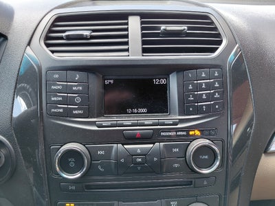 2016 Ford Explorer Base