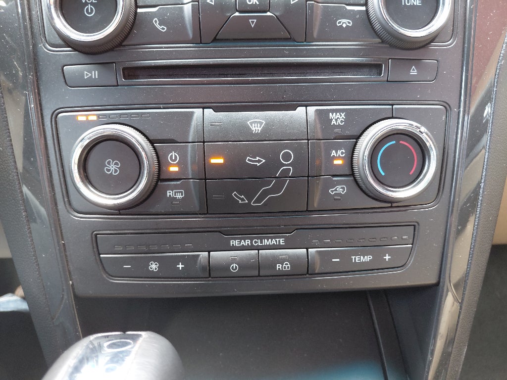 2016 Ford Explorer Base