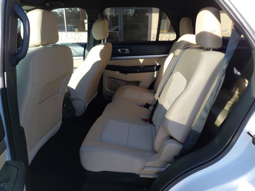 2017 Ford Explorer Base