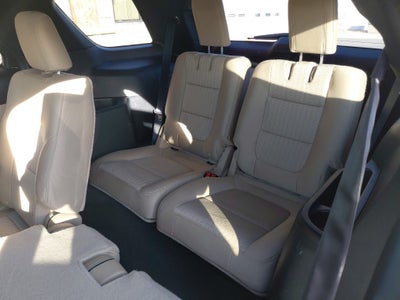 2017 Ford Explorer Base