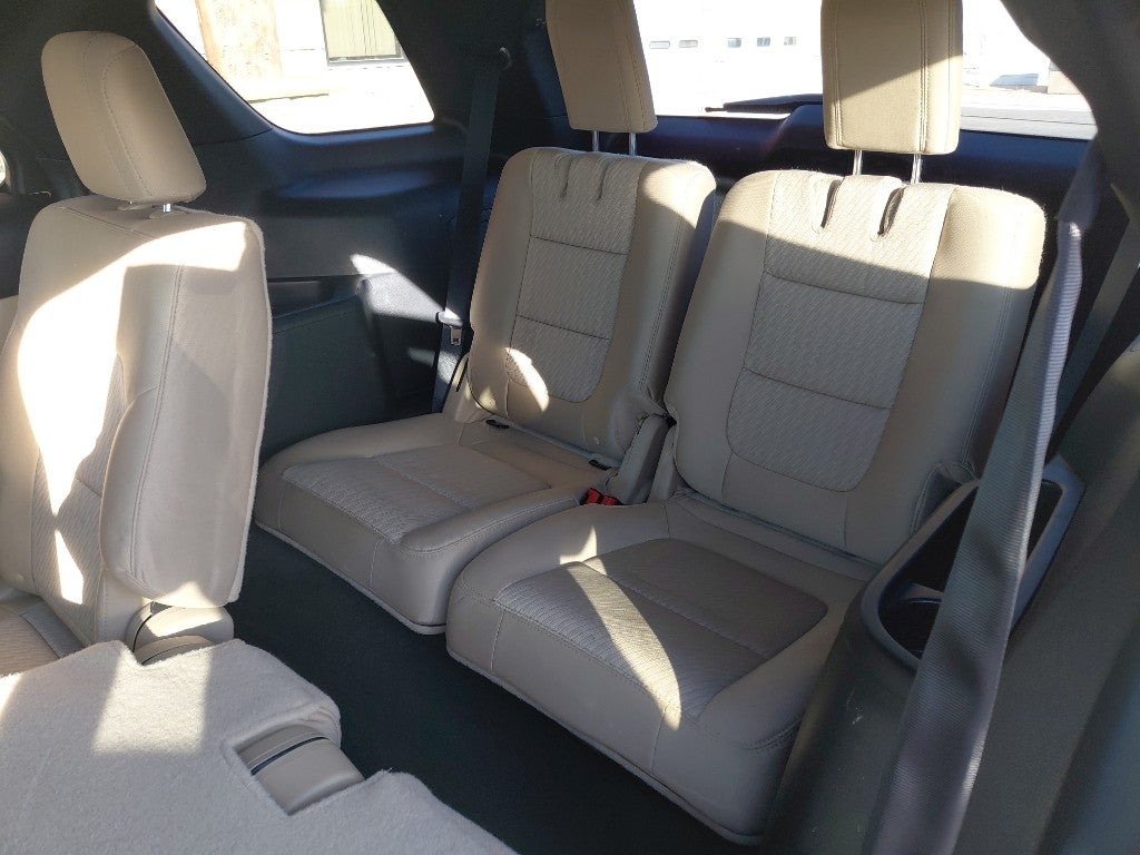 2017 Ford Explorer Base