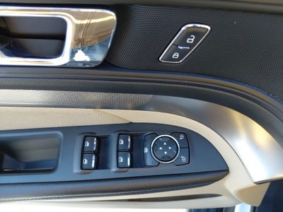 2017 Ford Explorer Base