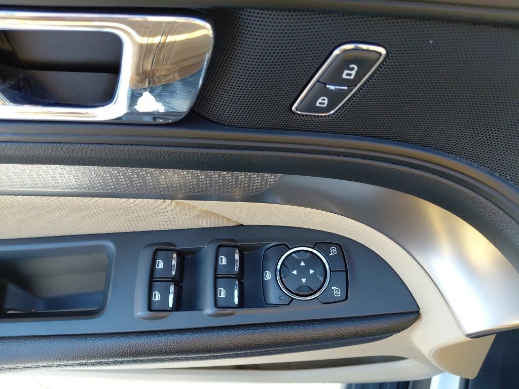 2017 Ford Explorer Base