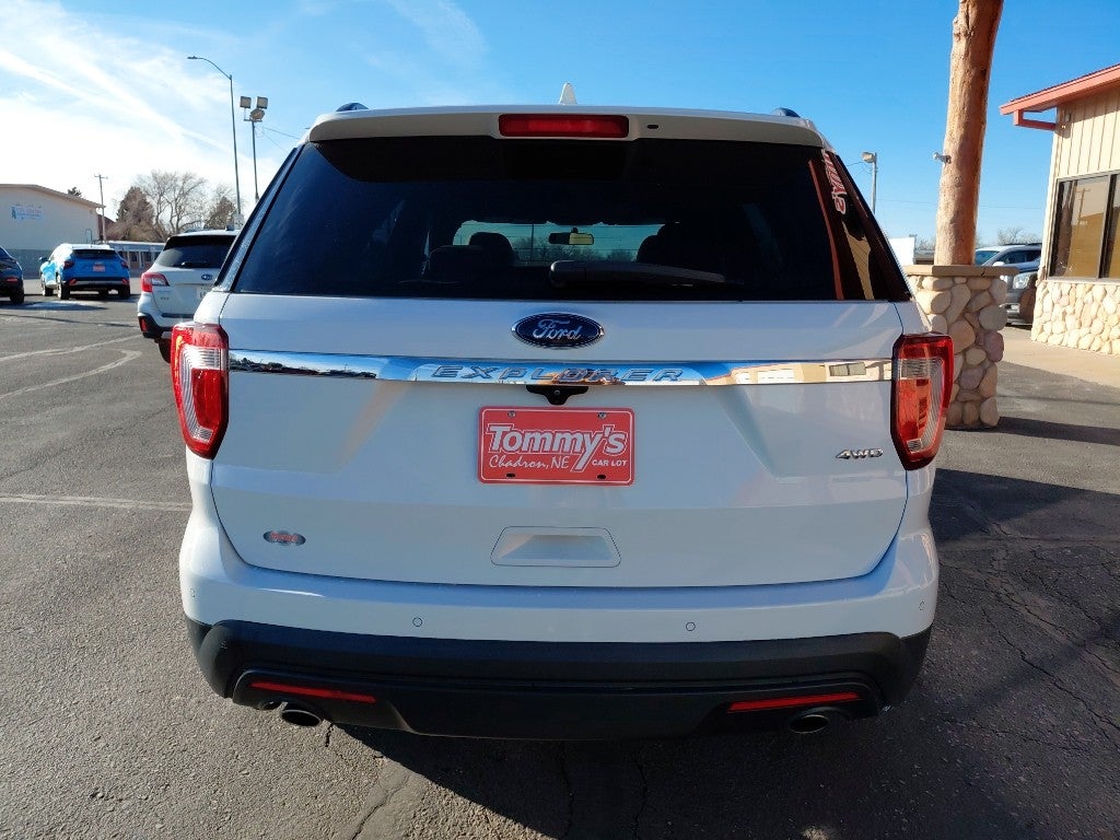 2017 Ford Explorer Base