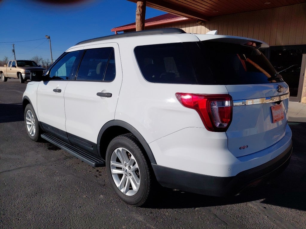 2017 Ford Explorer Base