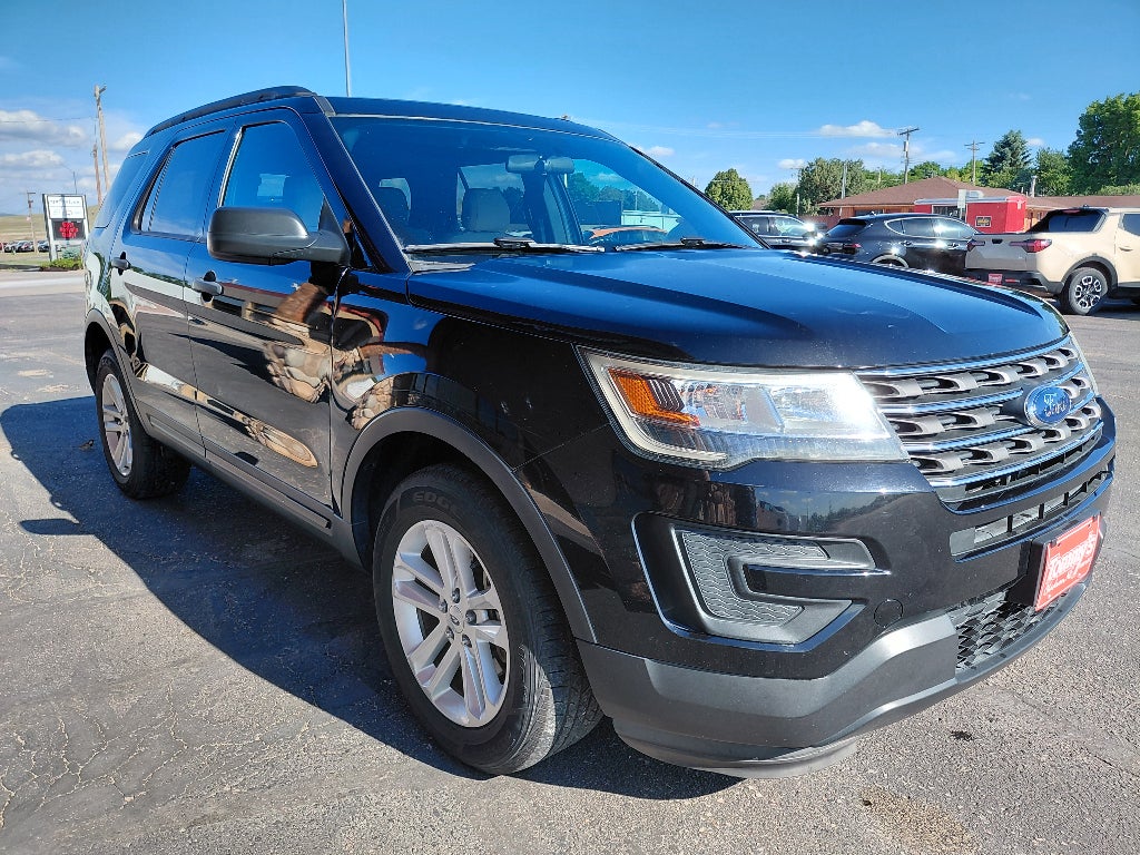 2017 Ford Explorer Base