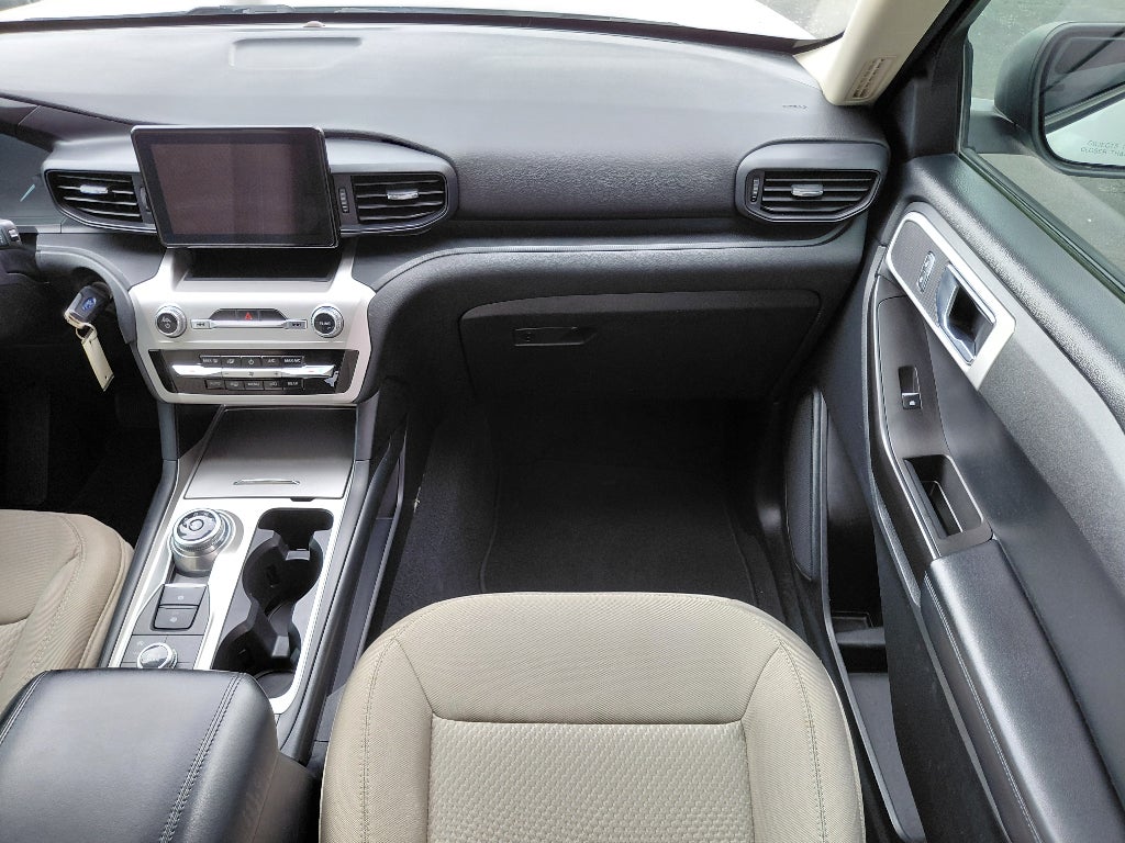 2021 Ford Explorer Base