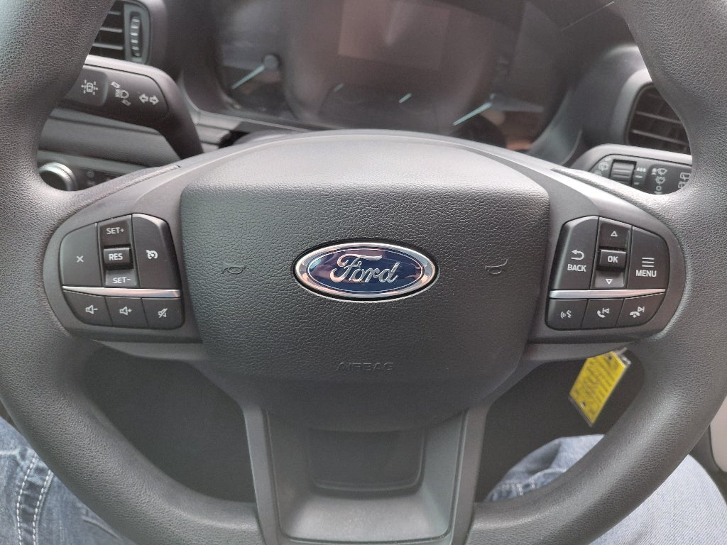 2021 Ford Explorer Base