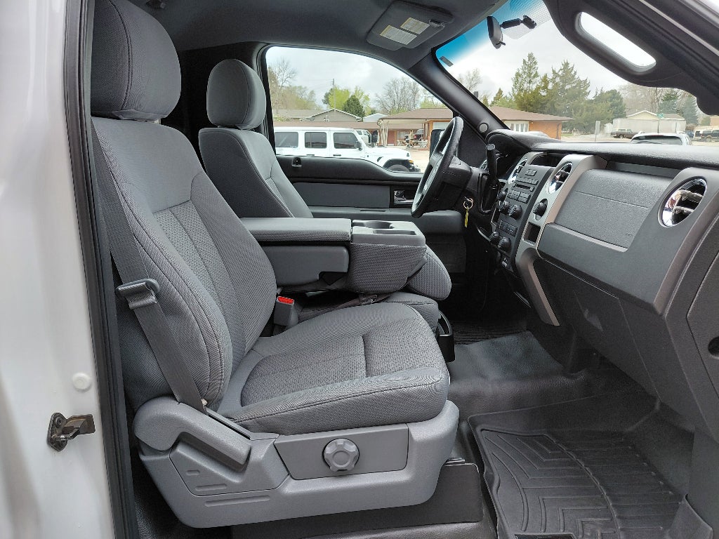 2014 Ford F-150 Base