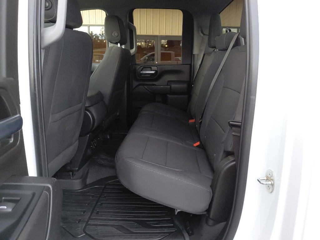 2024 Chevrolet Silverado Custom