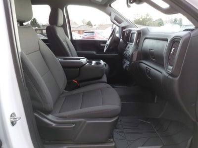 2024 Chevrolet Silverado Custom