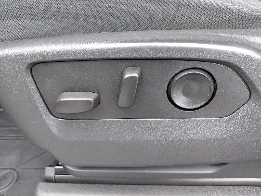 2024 Chevrolet Silverado Custom