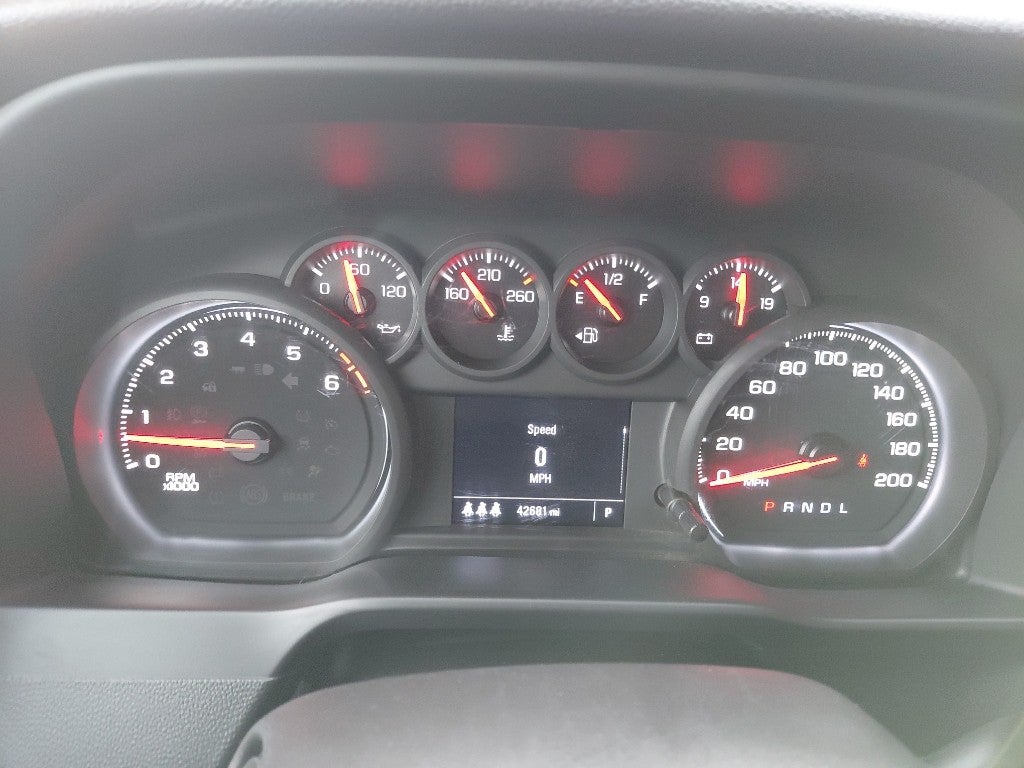 2024 Chevrolet Silverado Custom