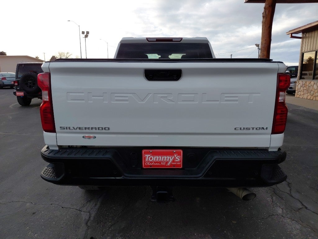 2024 Chevrolet Silverado Custom