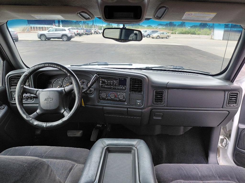 2002 Chevrolet Silverado Base