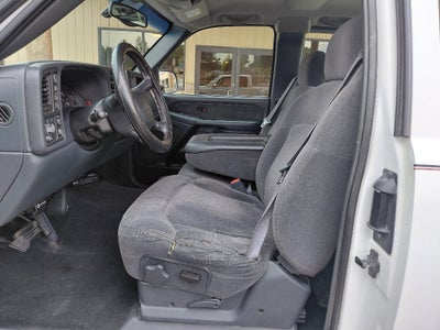 2002 Chevrolet Silverado Base