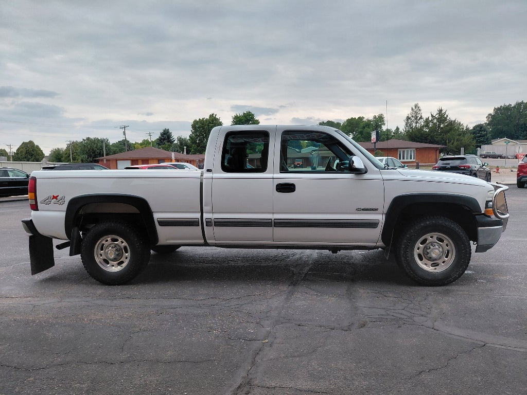 2002 Chevrolet Silverado Base