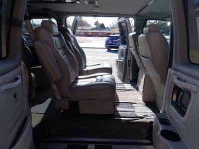 2005 GMC Savana Base