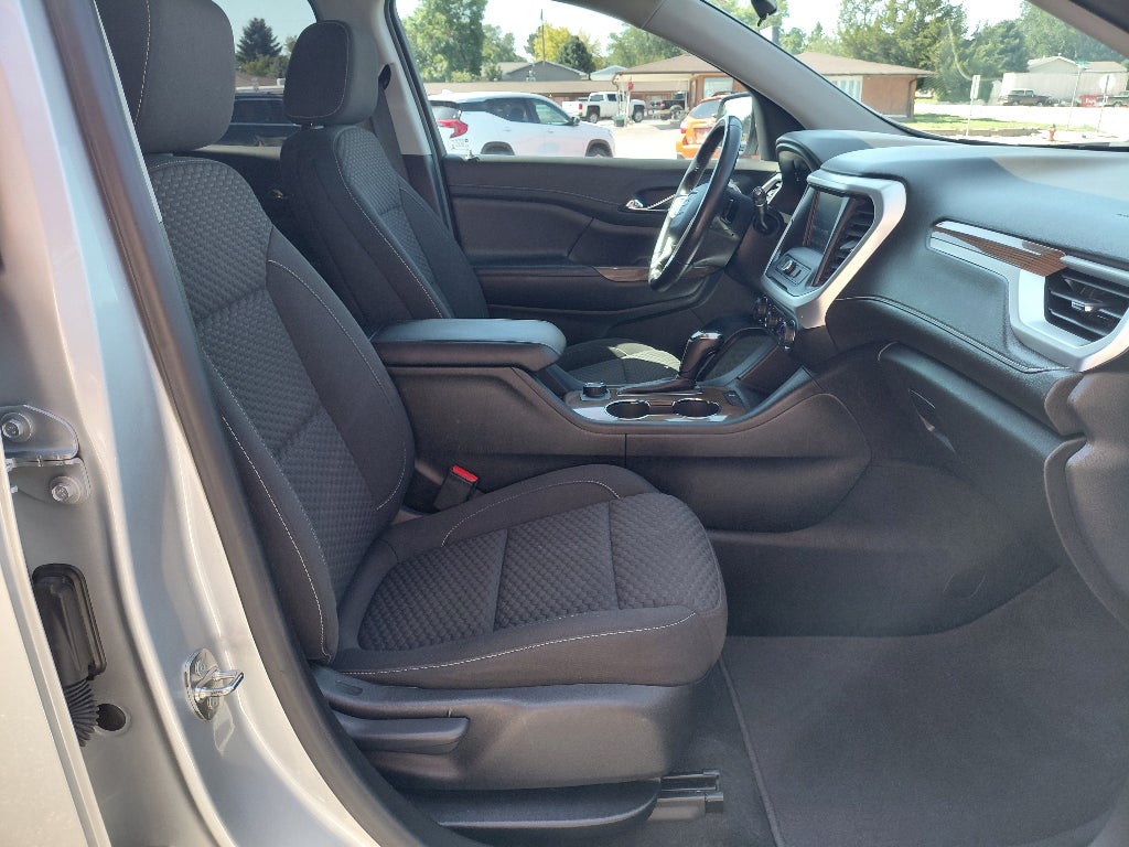 2019 GMC Acadia SLE1
