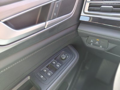 2025 Volkswagen Atlas Cross Sport SE w/Technology 4Motion