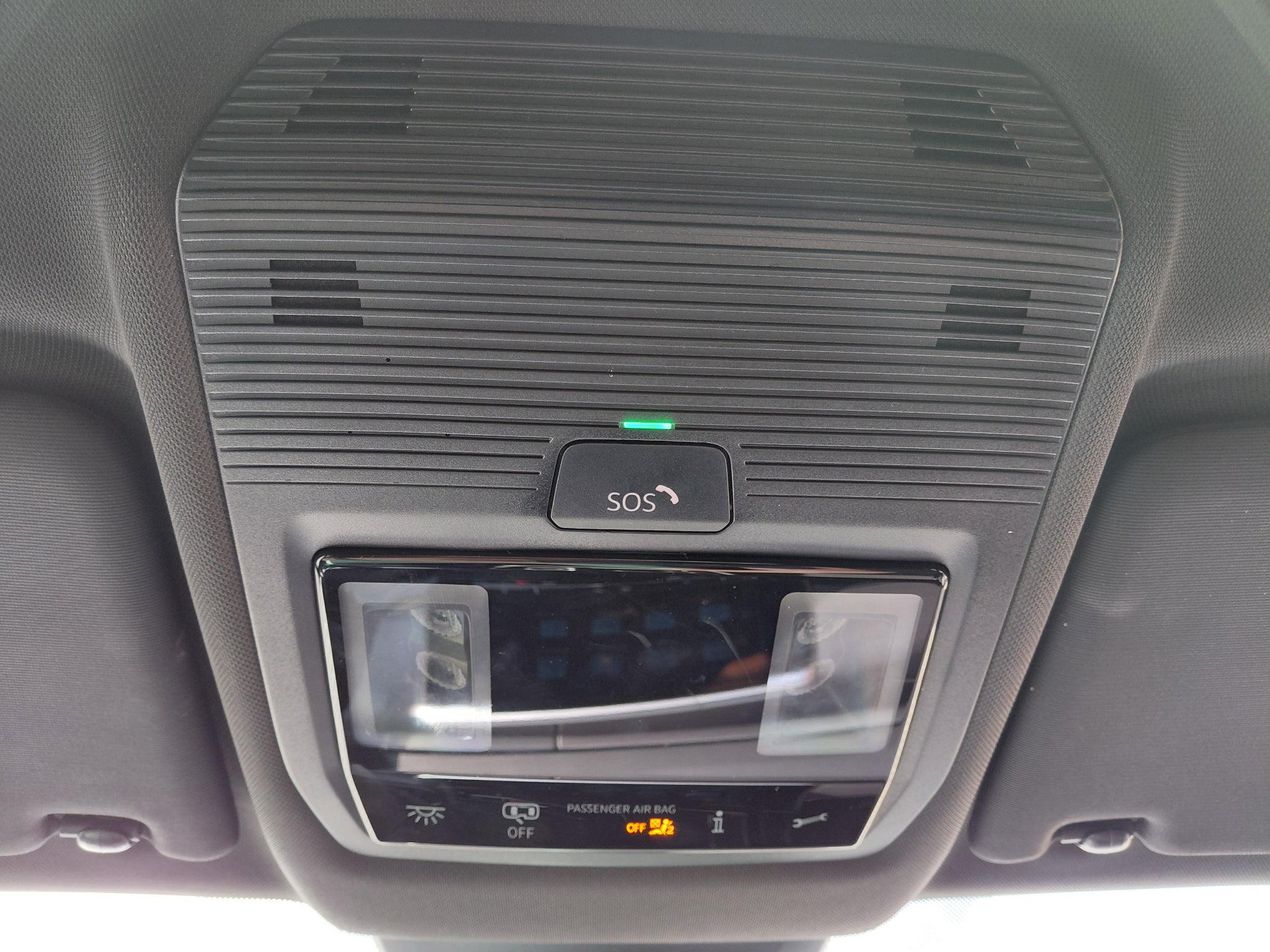 2025 Volkswagen Atlas Cross Sport SE w/Technology 4Motion