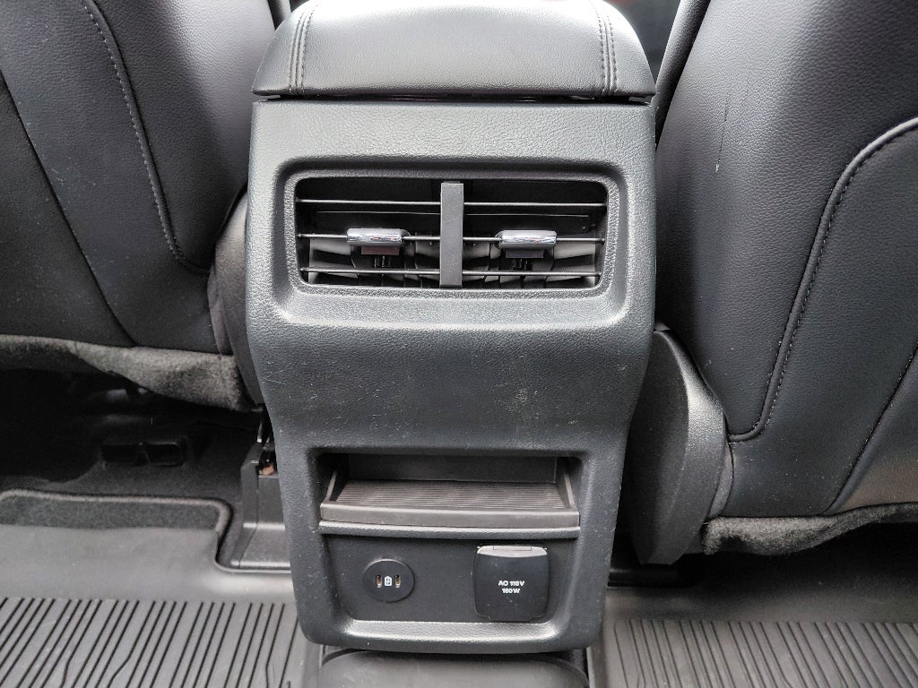 2024 Ford Edge Base