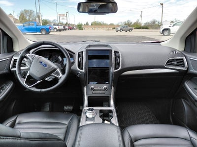 2024 Ford Edge Base