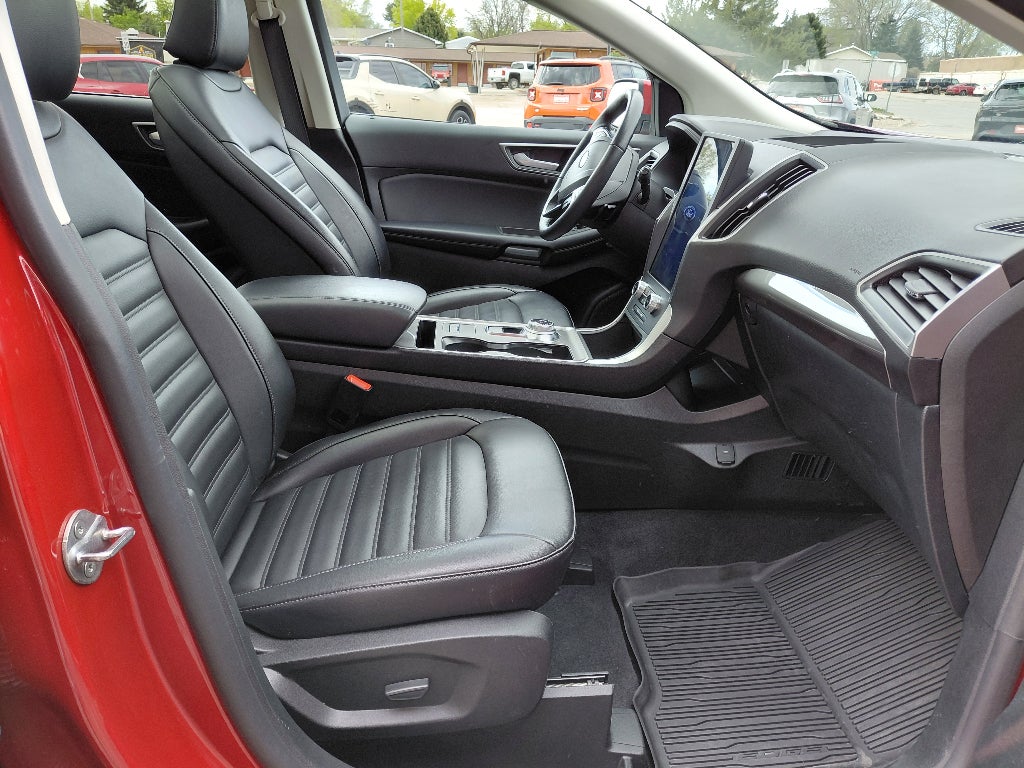 2024 Ford Edge Base