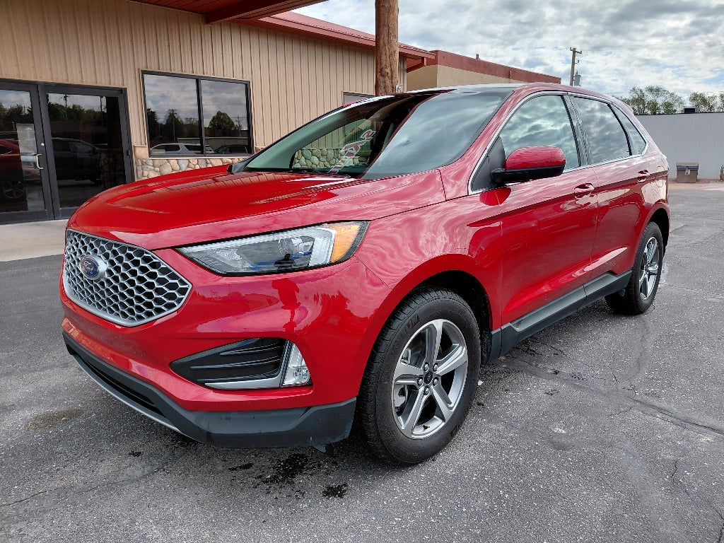 2024 Ford Edge Base