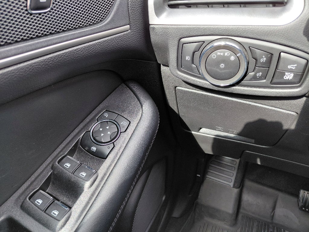 2024 Ford Edge Base