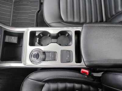 2024 Ford Edge Base