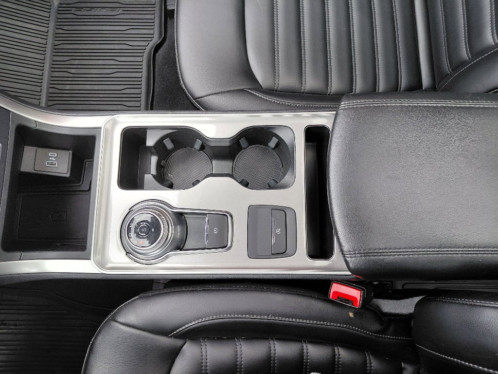 2024 Ford Edge Base