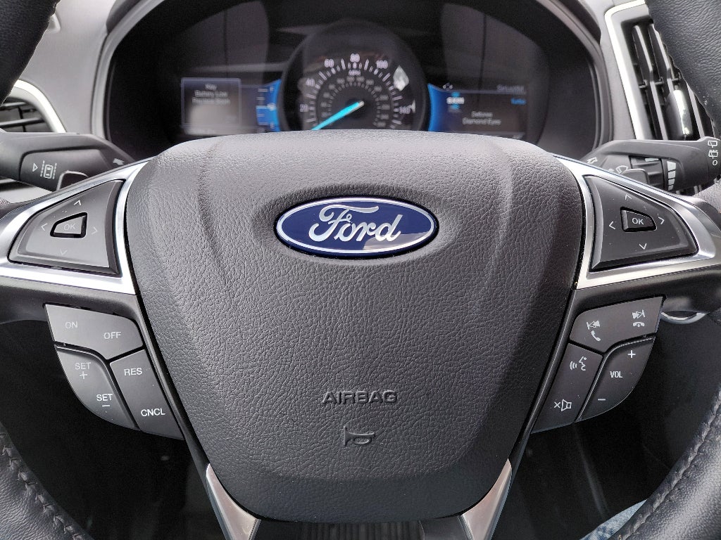 2024 Ford Edge Base