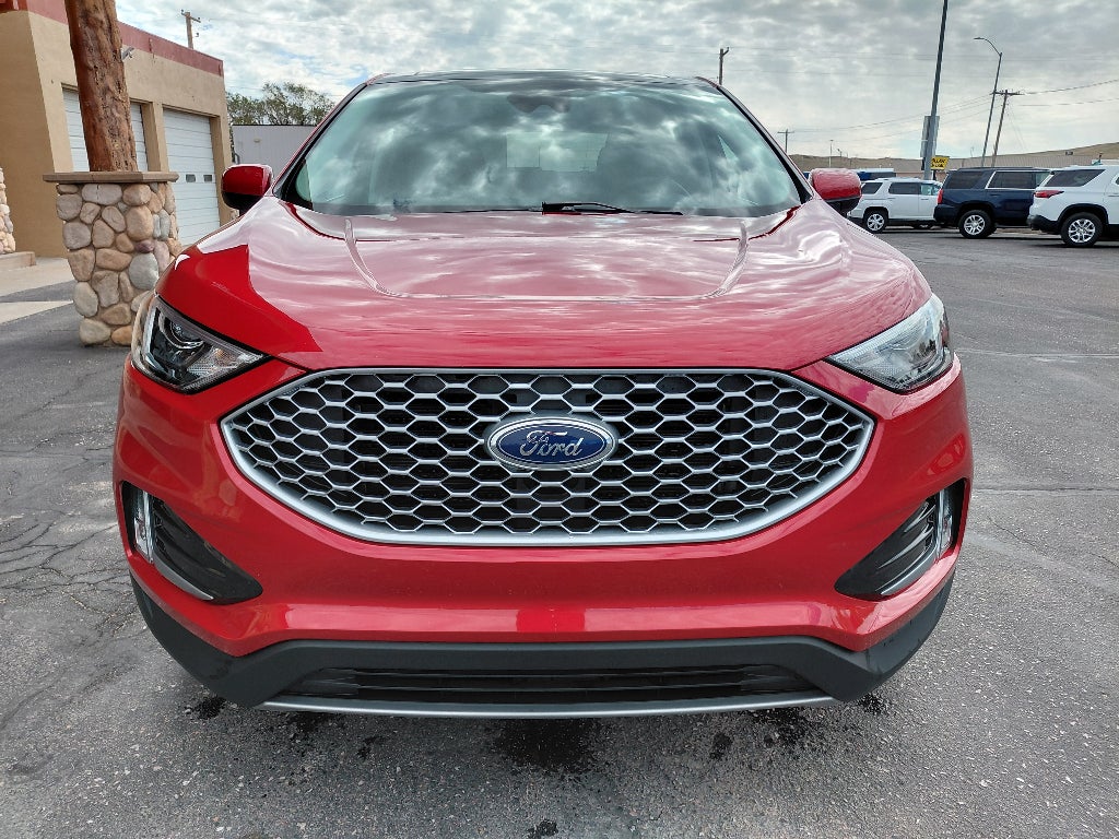 2024 Ford Edge Base