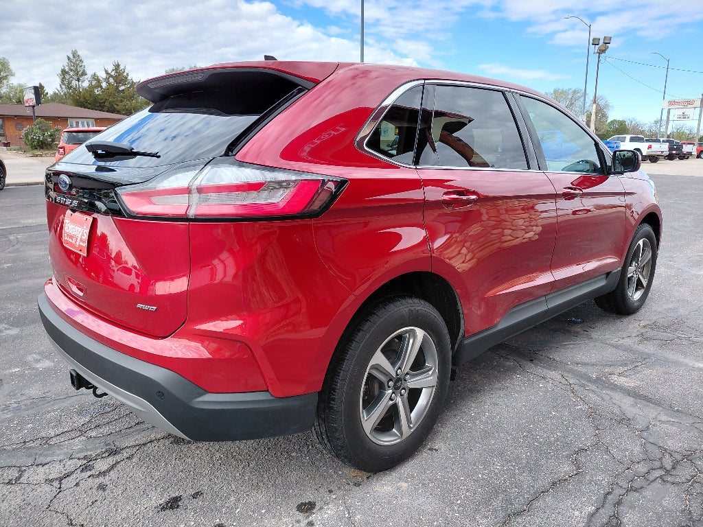 2024 Ford Edge Base