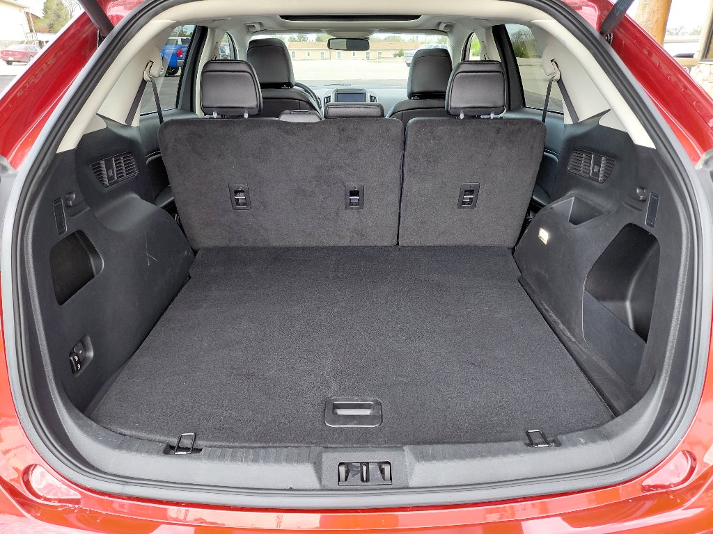 2024 Ford Edge Base