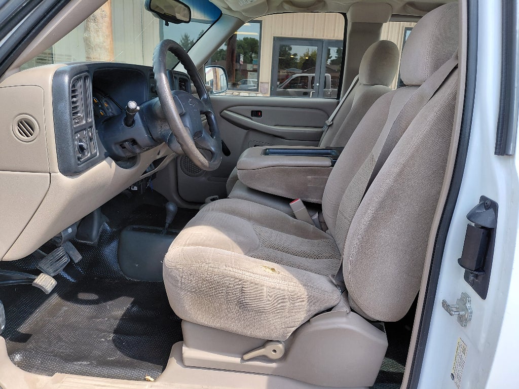 2006 Chevrolet Silverado Base