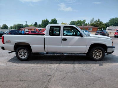 2006 Chevrolet Silverado Base