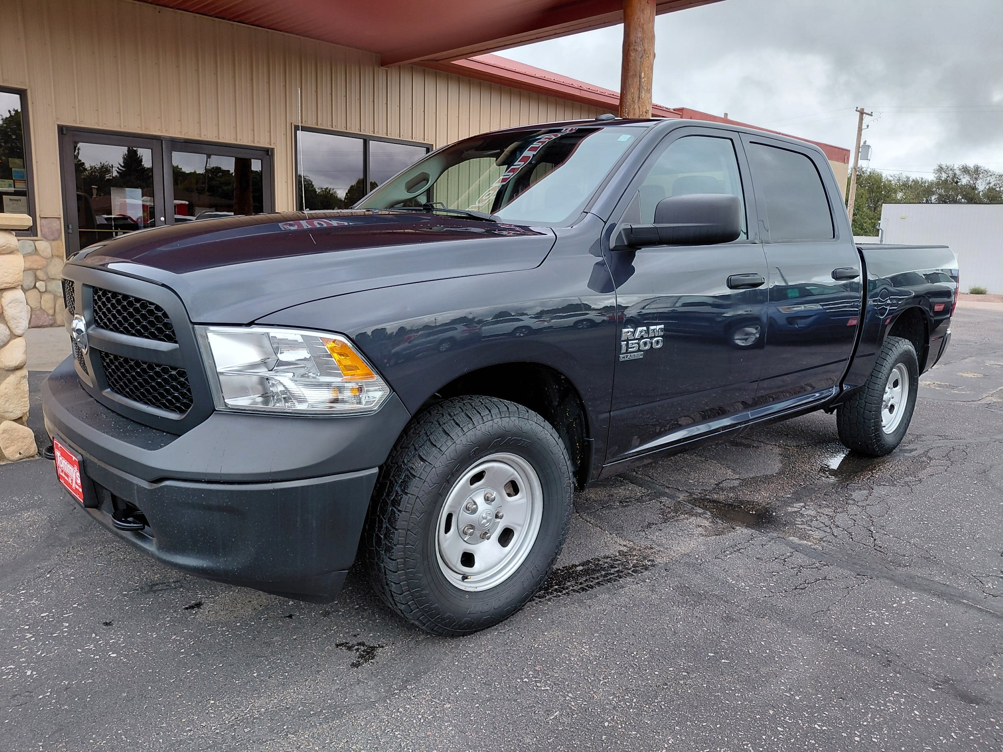 2021 RAM 1500 Classic Base