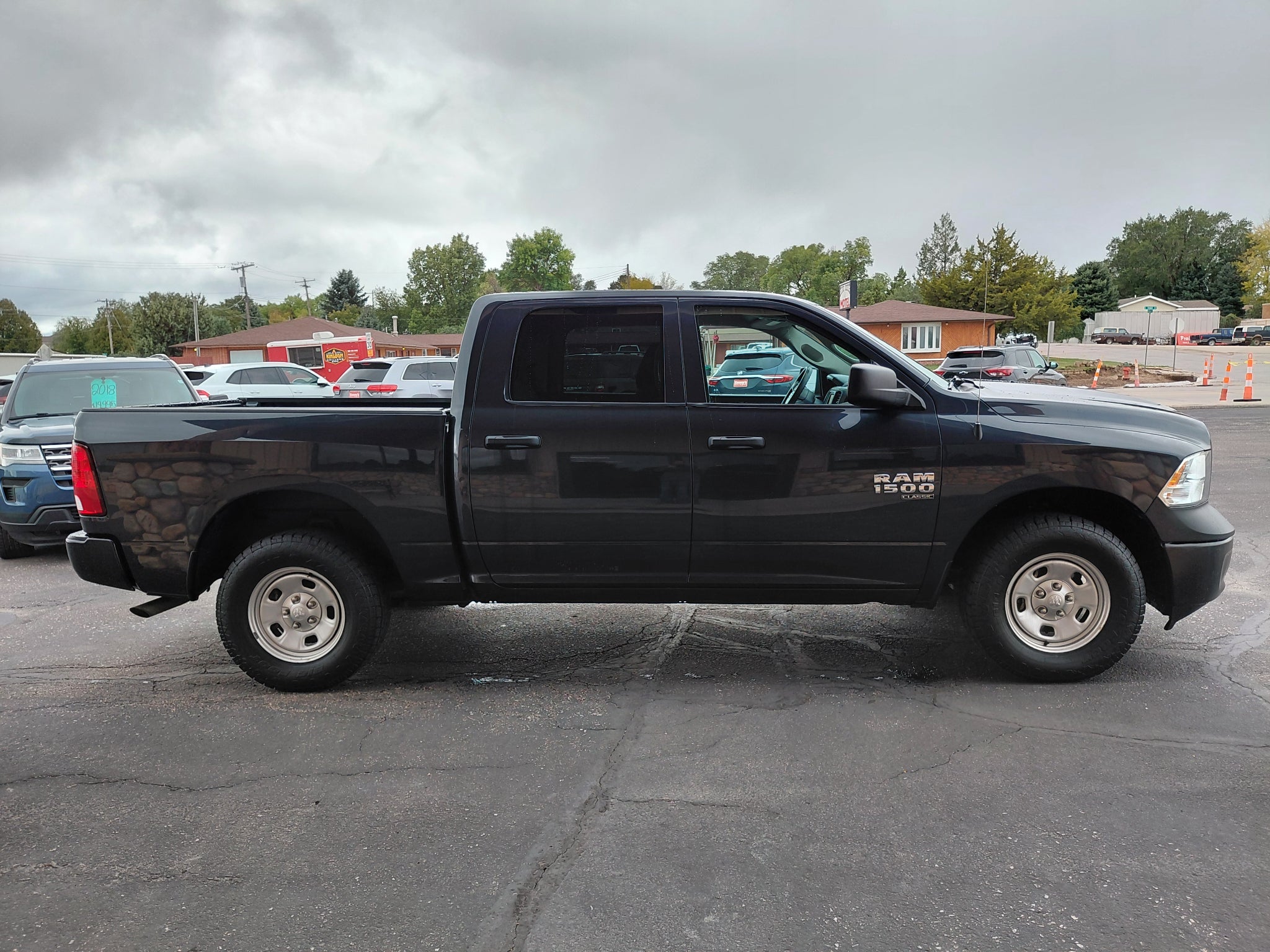 2021 RAM 1500 Classic Base