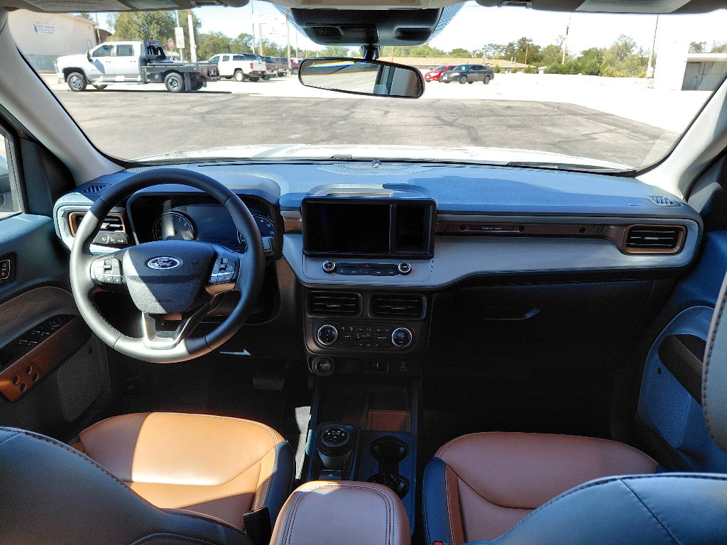 2023 Ford Maverick Base