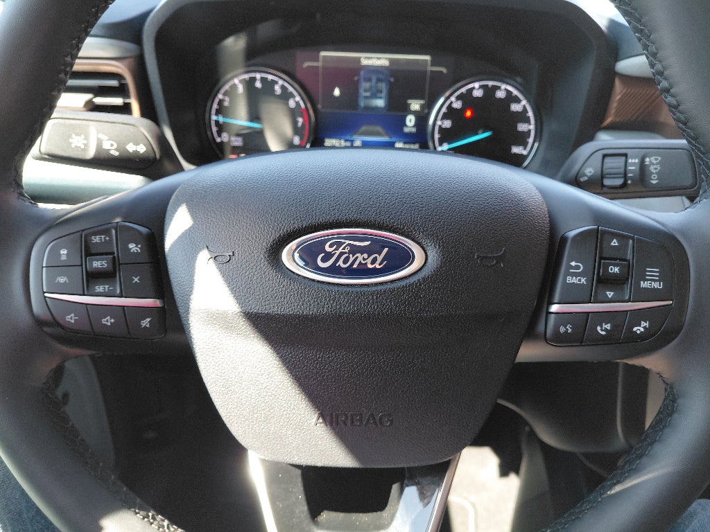 2023 Ford Maverick Base