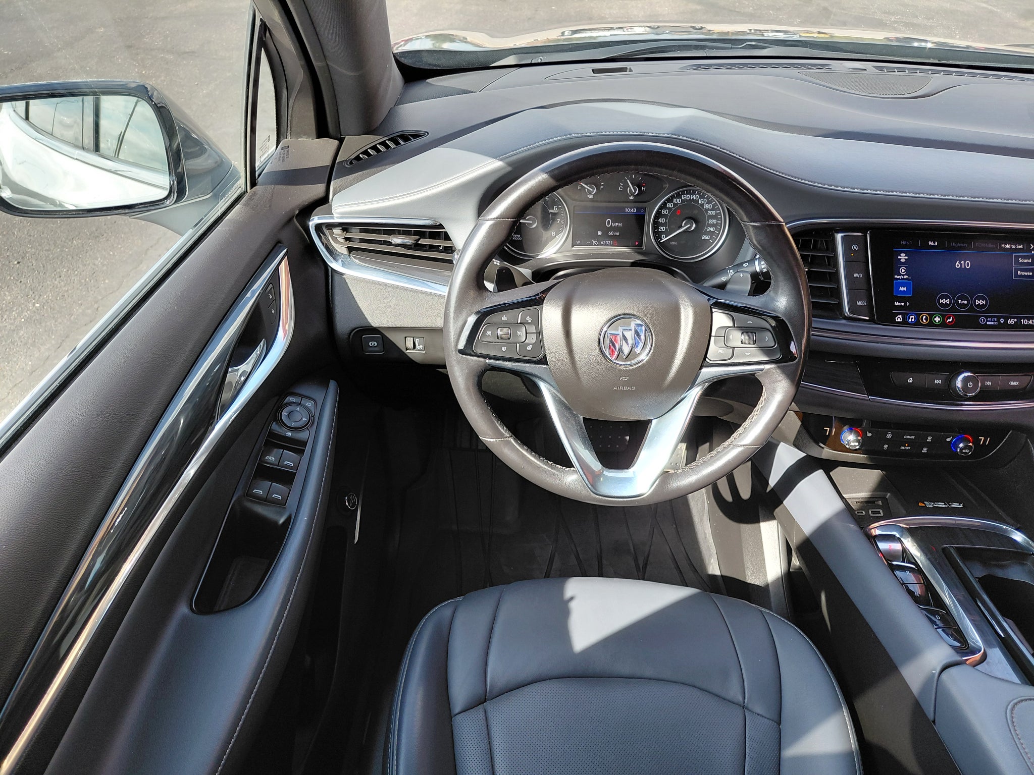 2023 Buick Enclave Essence