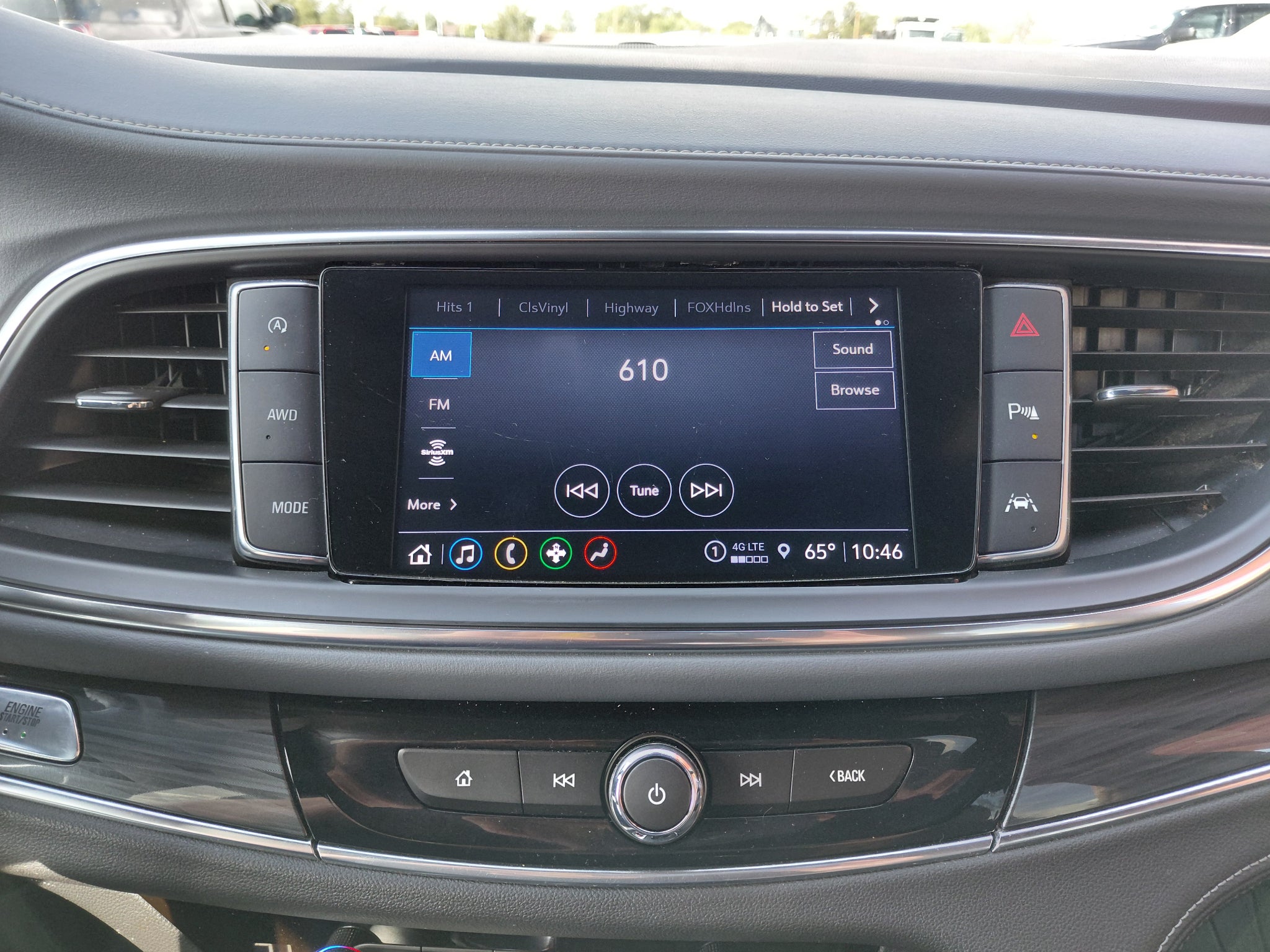 2023 Buick Enclave Essence