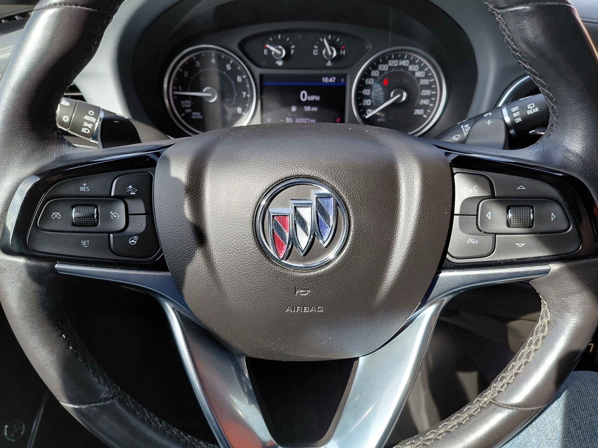 2023 Buick Enclave Essence