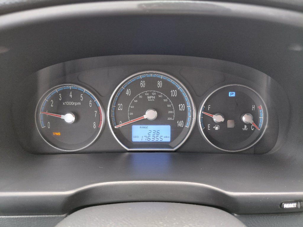 2009 Hyundai Santa Fe Base