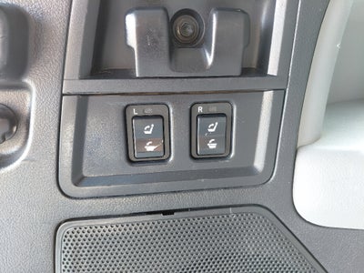 2011 Toyota Sequoia Platinum