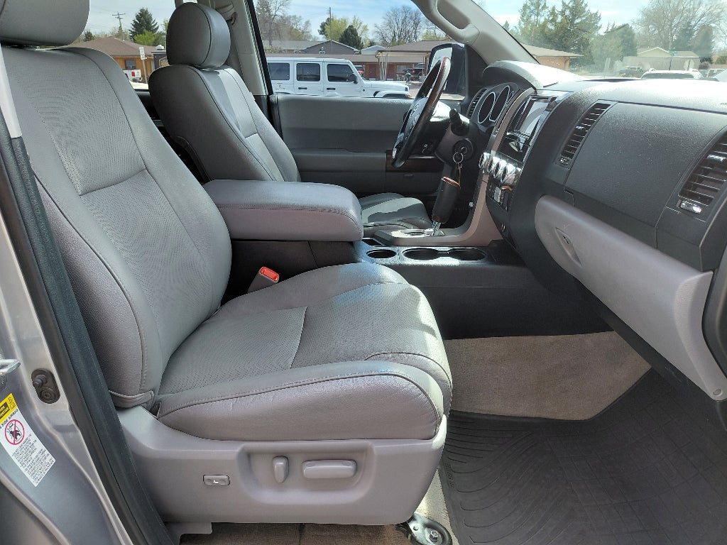 2011 Toyota Sequoia Platinum