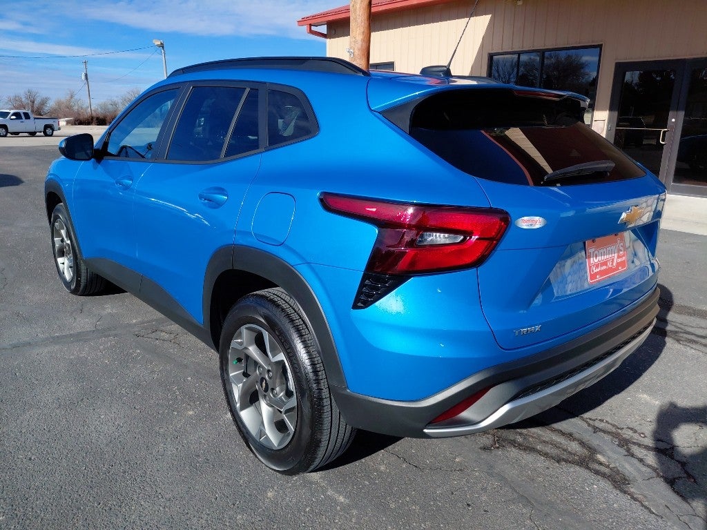 2025 Chevrolet Trax LT