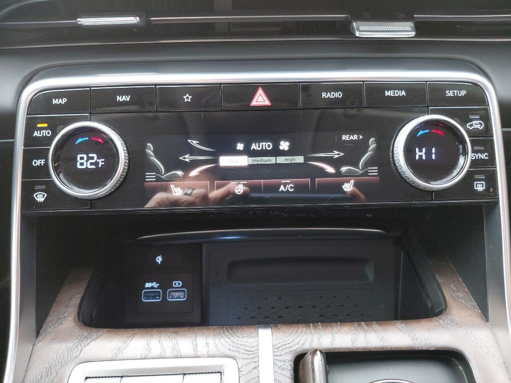 2024 Genesis GV80 Base